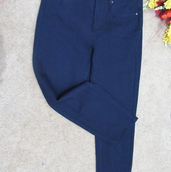NWOT Ladies jeans size 10 - Picture 7 of 12
